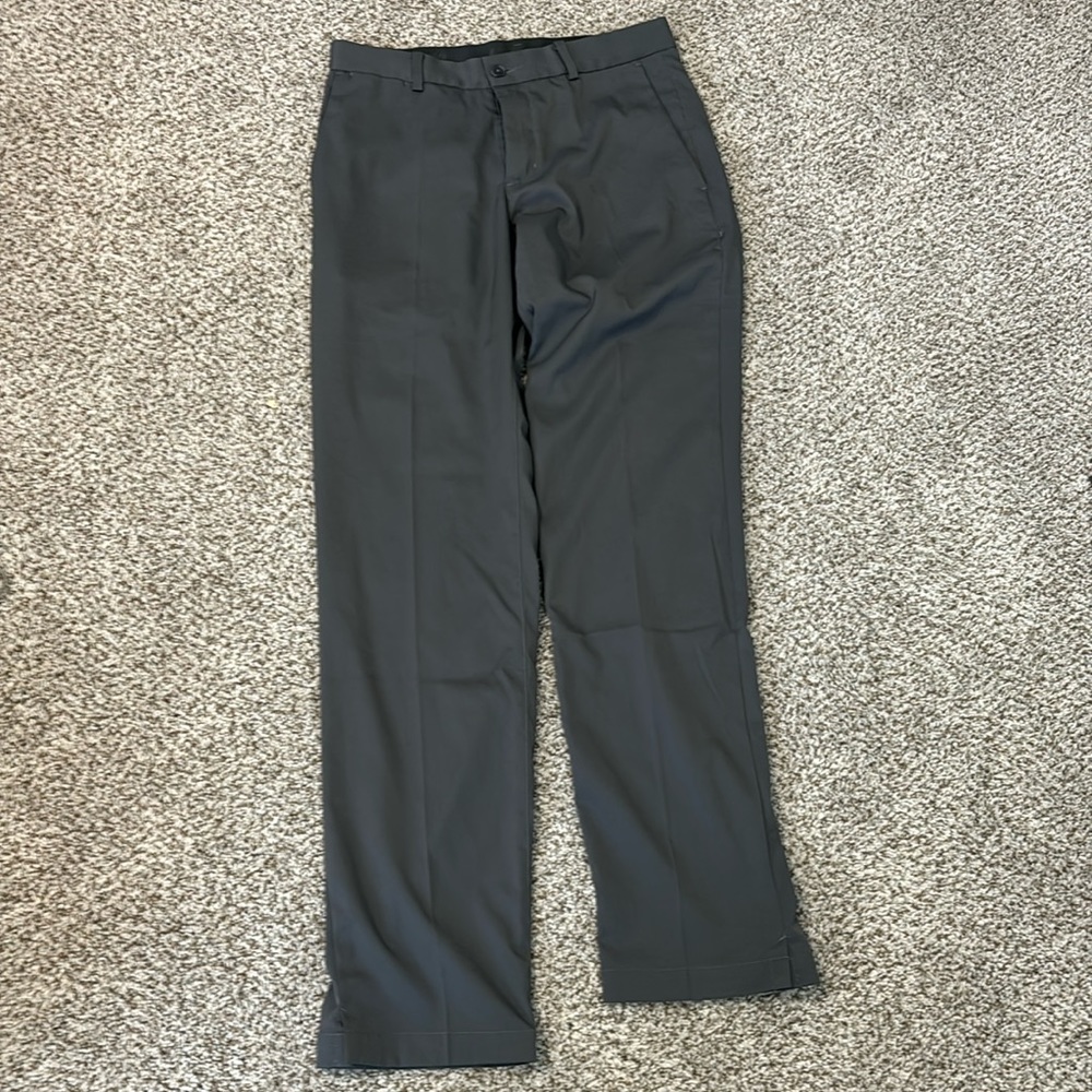 Nike Golf Standard fit 28x32